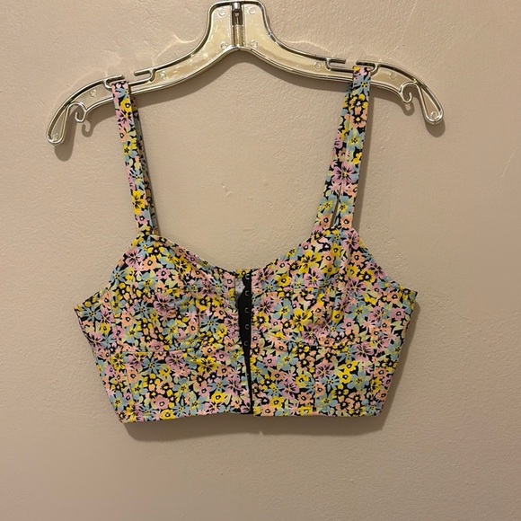 Urban Outfitters Multicolor Floral Tank Top - Picture 1 of 3